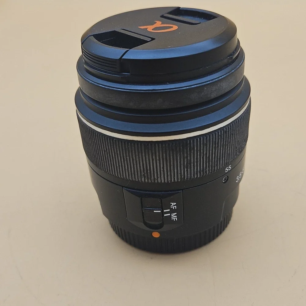 Sony DT 18-55mm F/3.5-5.6 SAM Standard Zoom Lens SAL1855 Camera Lens